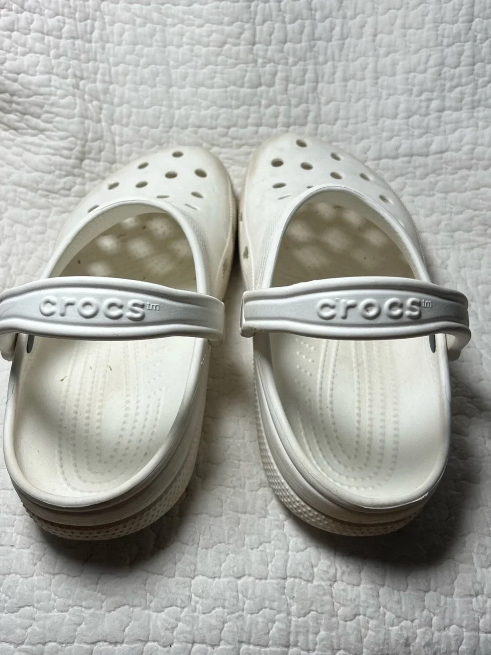 CROCS Classic White Slip-On Clogs for Men